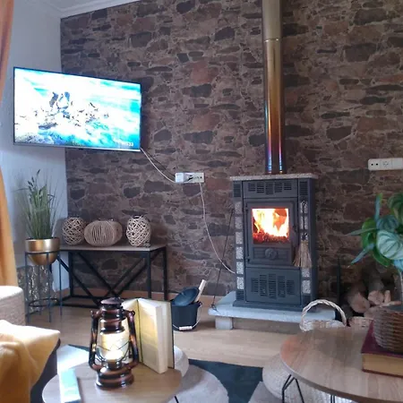 بيت للعطل Casa Quercus Galicia, A 17 Minutos De Santiago! *